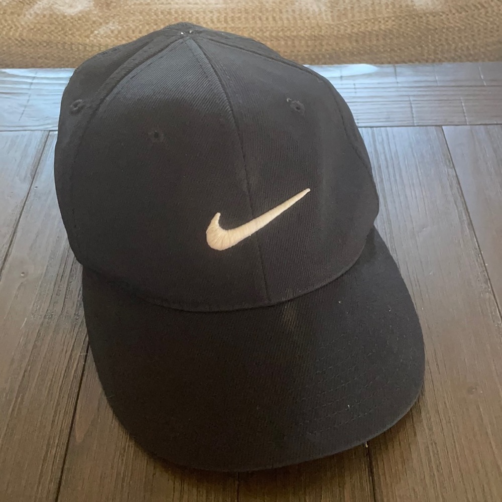 Nike Pro golf hat ball cap
